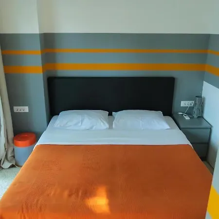 In The Center Bed & Breakfast