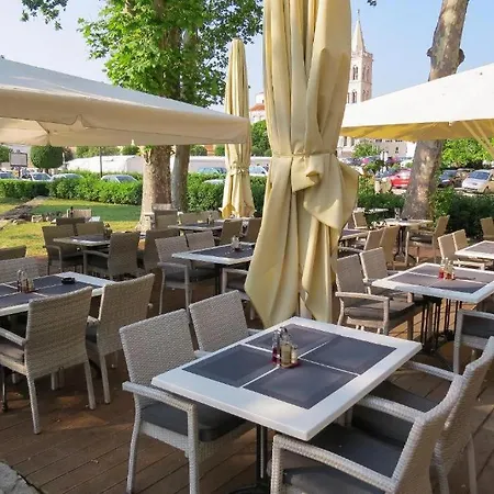 Couette-café In The Center *